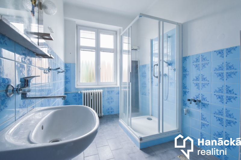 Prodej prostorného bytu 4+1 v Přerově, nábřeží... - 14