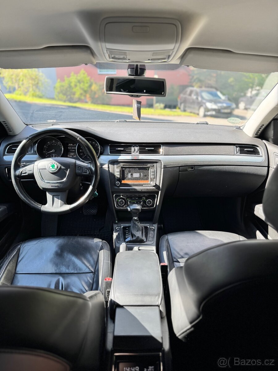 Škoda Superb 3.6FSI 4x4 DSG CZ - 14