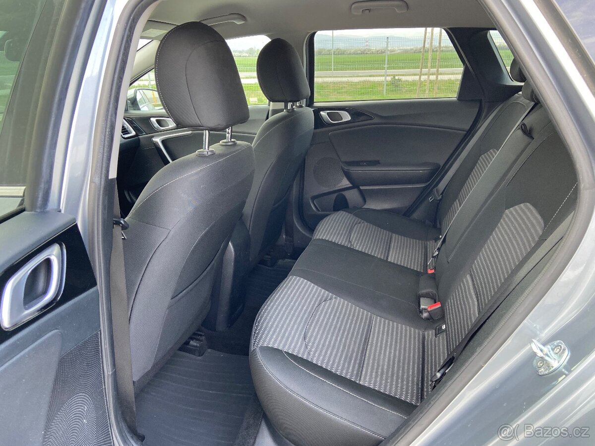 KIA CEED SW model 2022 - 14