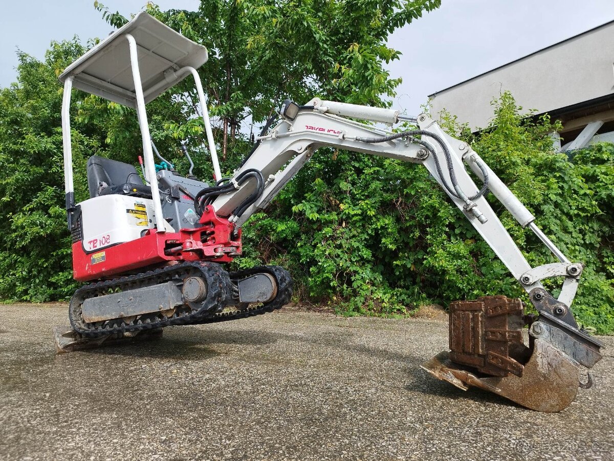 Minibagr Takeuchi 900kg. Rozsirovaci - 14