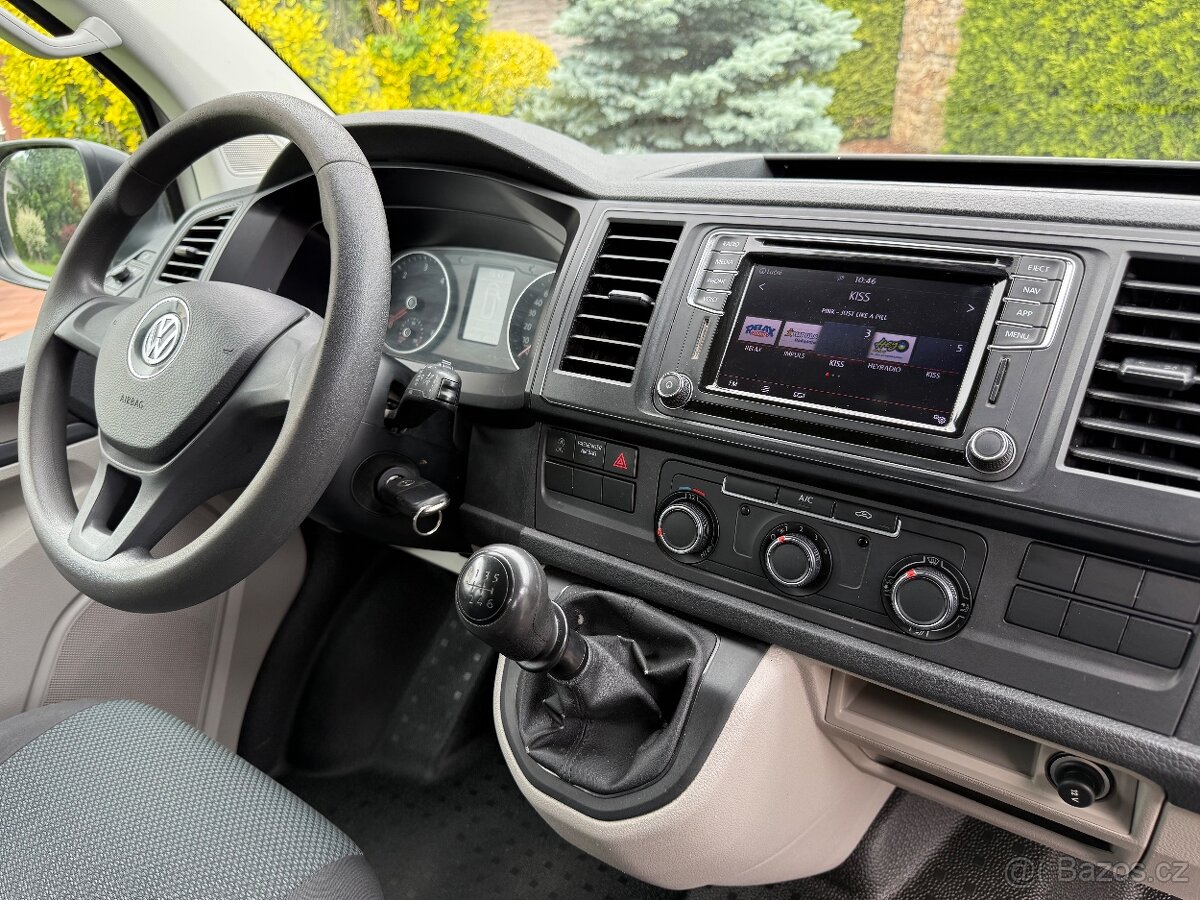 VW Transporter T6 229 tis.km Mixto barva Weis Multivan - 14