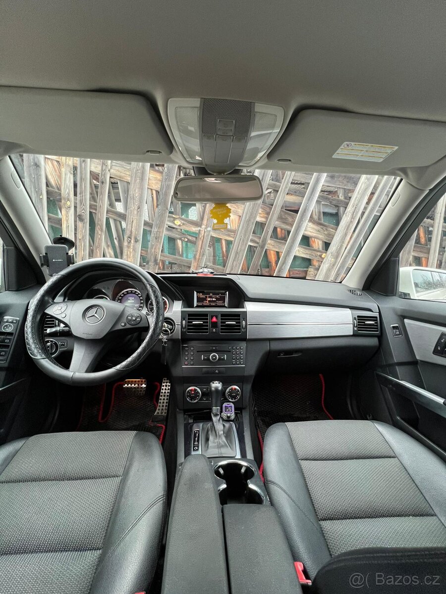 Mercedes Benz GLK - 14
