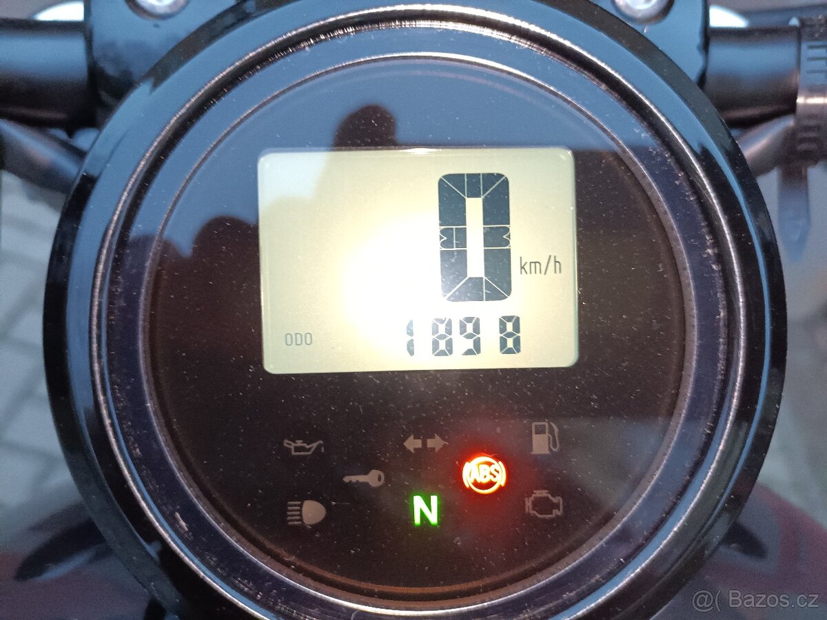 Yamaha XV 950 R Bolt (2020) Najeto pouze 1 800 km – stav nov - 14