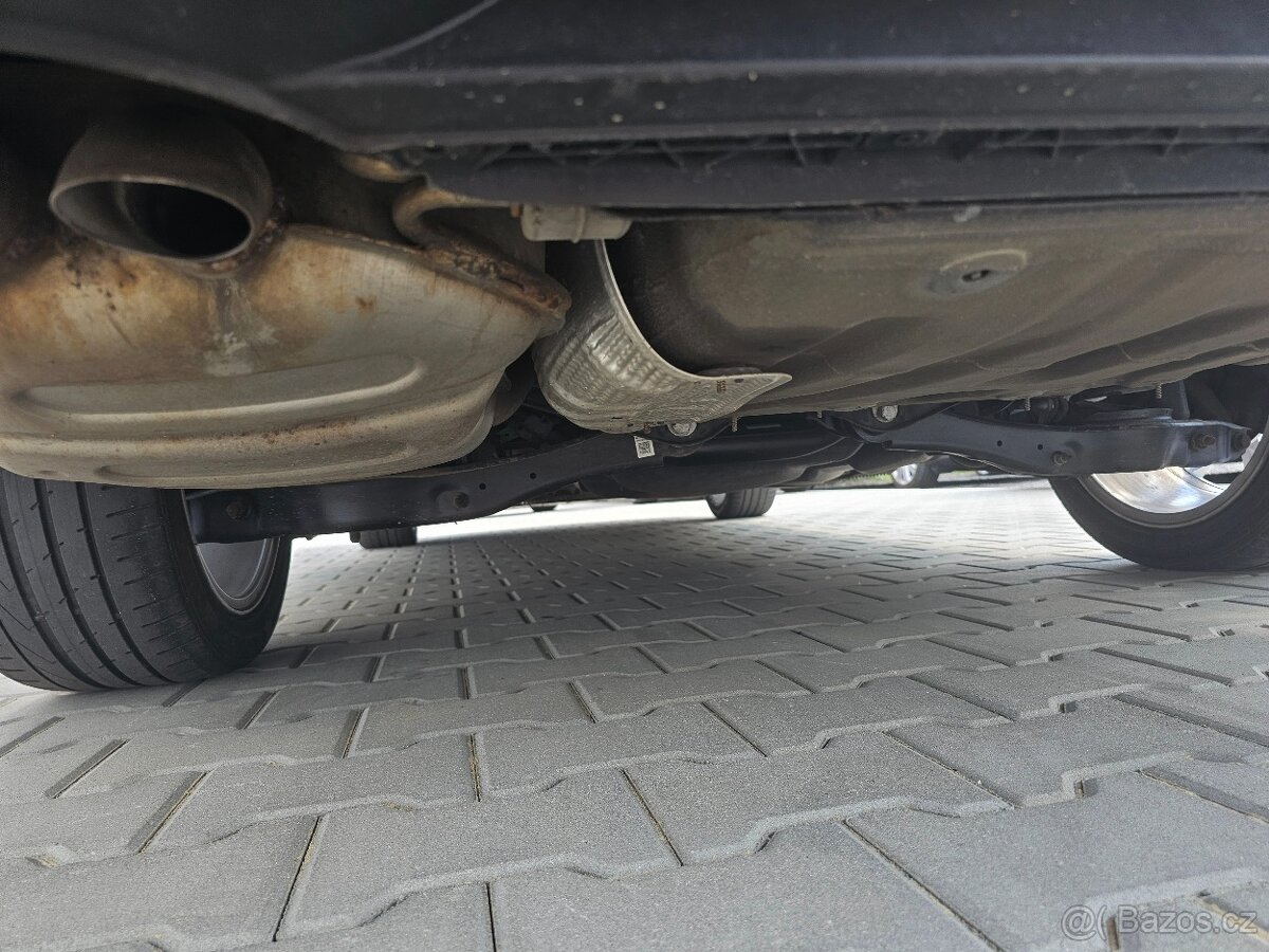 Golf 2,0TDi 110KW DSG Highline 2020 DIG.KLIMA, NAVI, ALU - 14