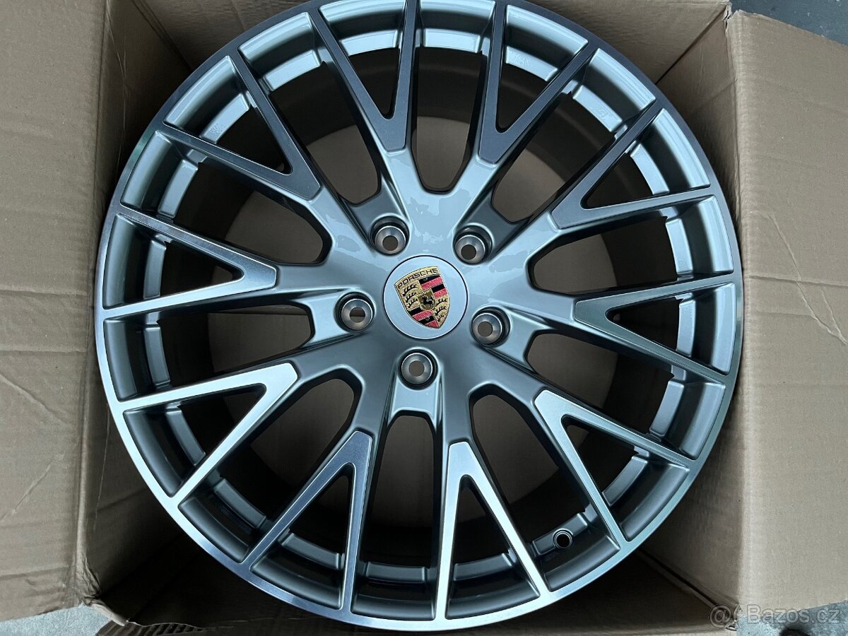 PORSCHE PANAMERA alu kola 20" nové, originál - 14