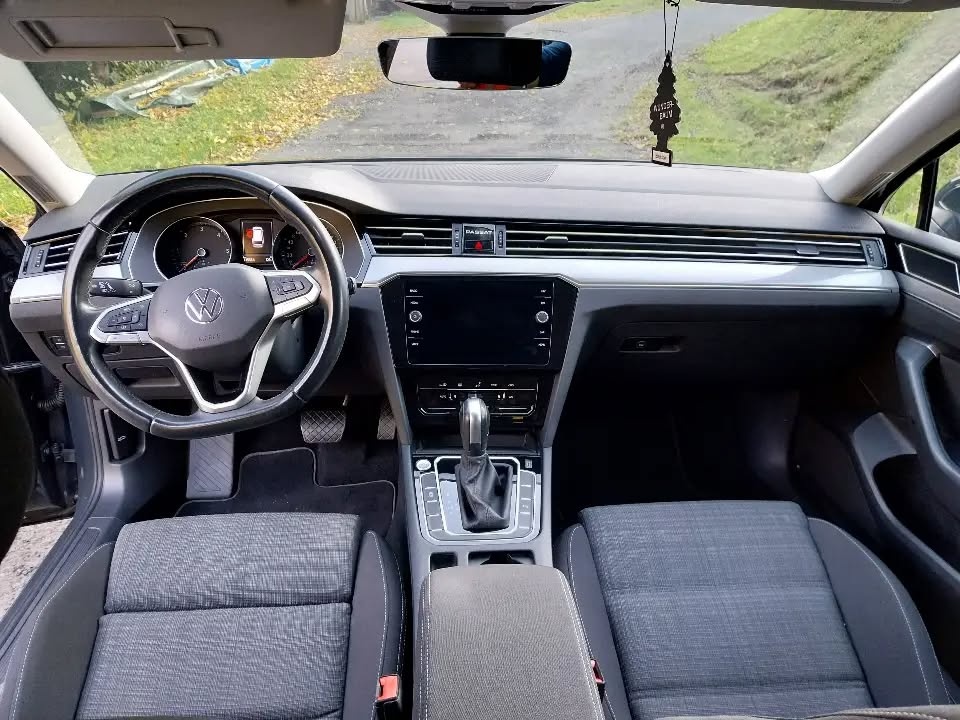 VW Passat 2.0 Tdi. 2021, pouze 136000 KM - 14