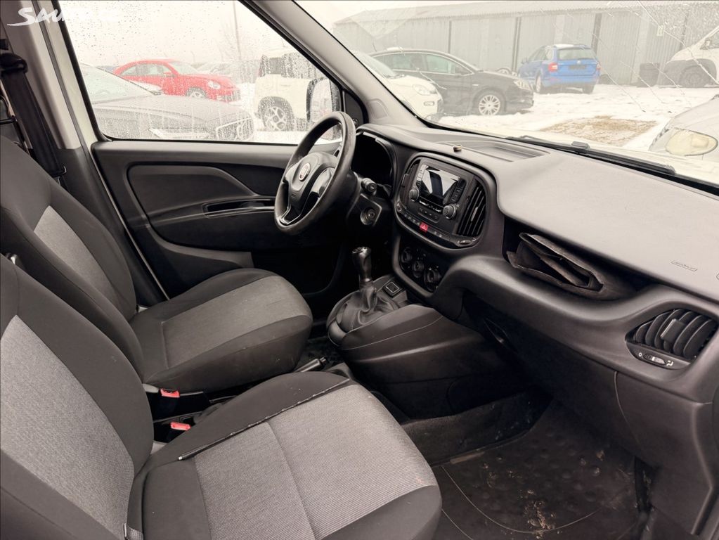 Fiat Dobló 2018 Nova Stk 90450km Perfektní stav - 14