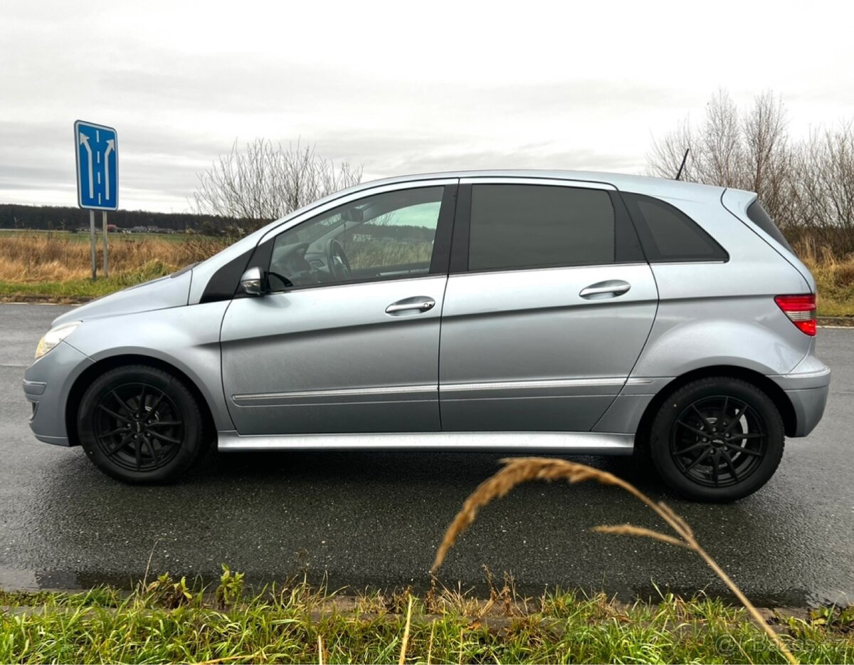 Mercedes Benz třídy B 200 Turbo - 14