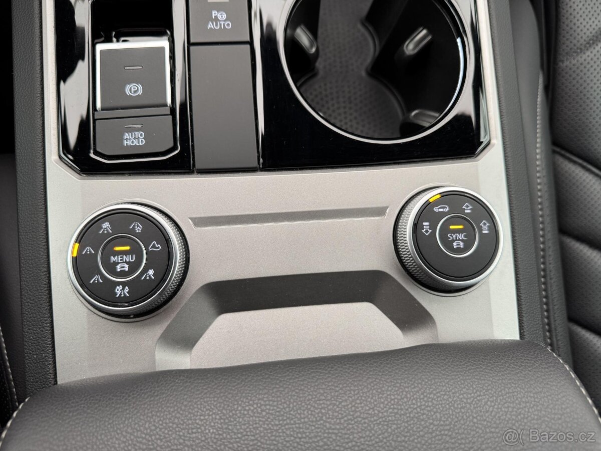 Volkswagen Touareg, 3.0Tdi CZ 1-MAJ DPH R-LINE - 14