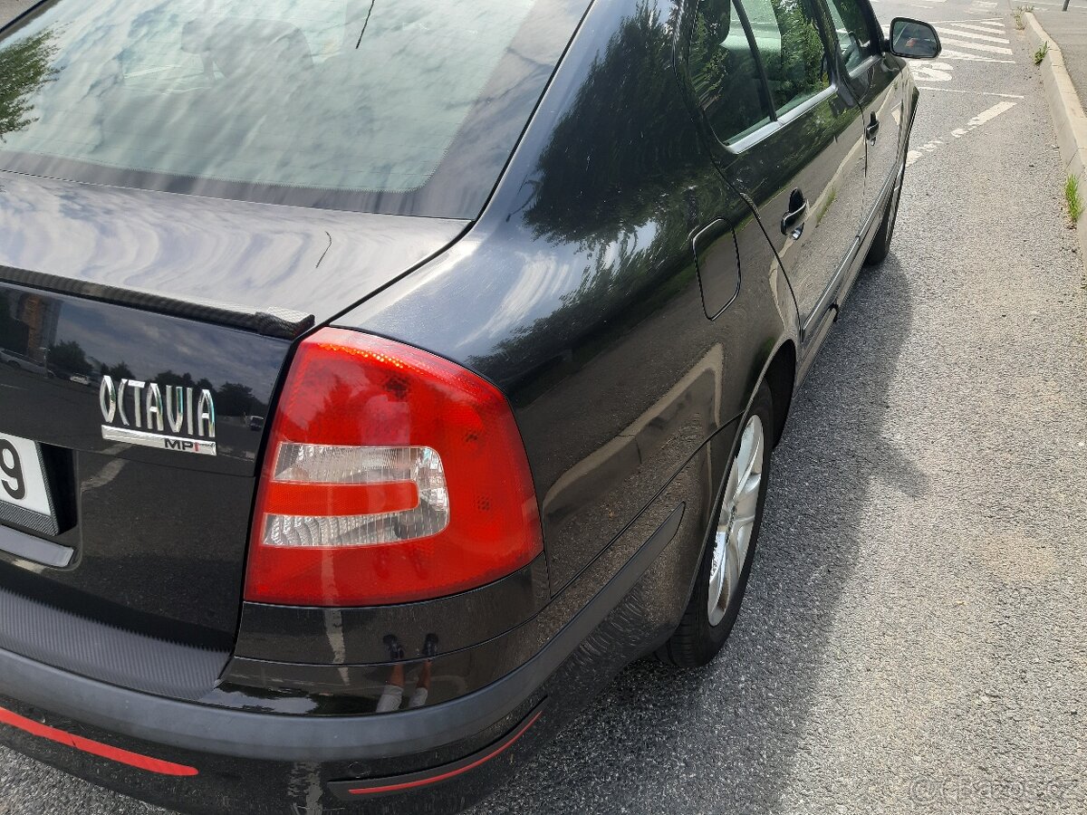 Škoda Octavia 1,6 MPI DSG - 14