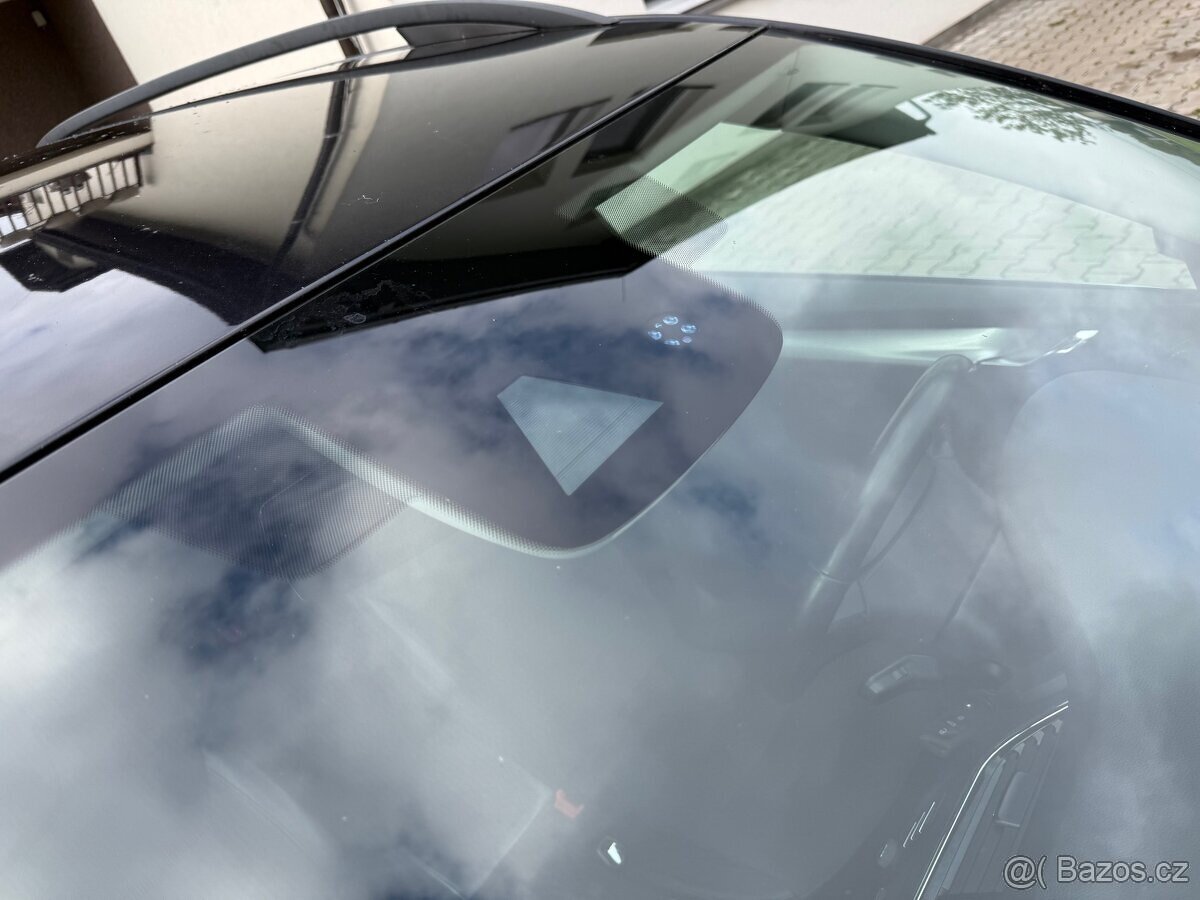 Škoda Octavia 3 combi 2.0TDI 110kw 4x4 rok-2014 - 14