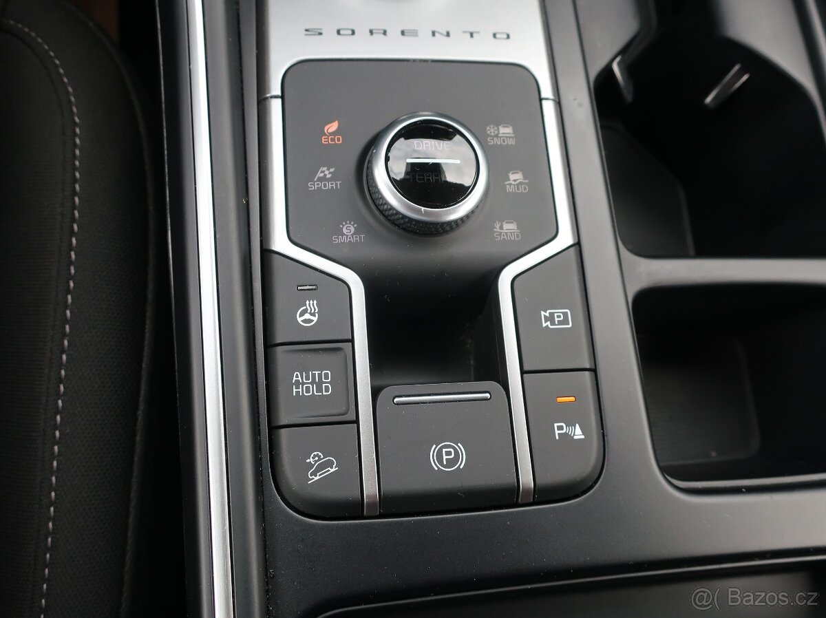 Kia Sorento 1.6T-GDi 169kW HYBRID 4x4 AUTOMAT EXCLUSIVE - 14