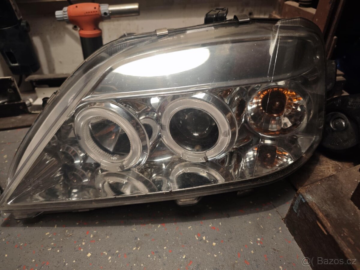 Dacia Logan I světlomety - 14