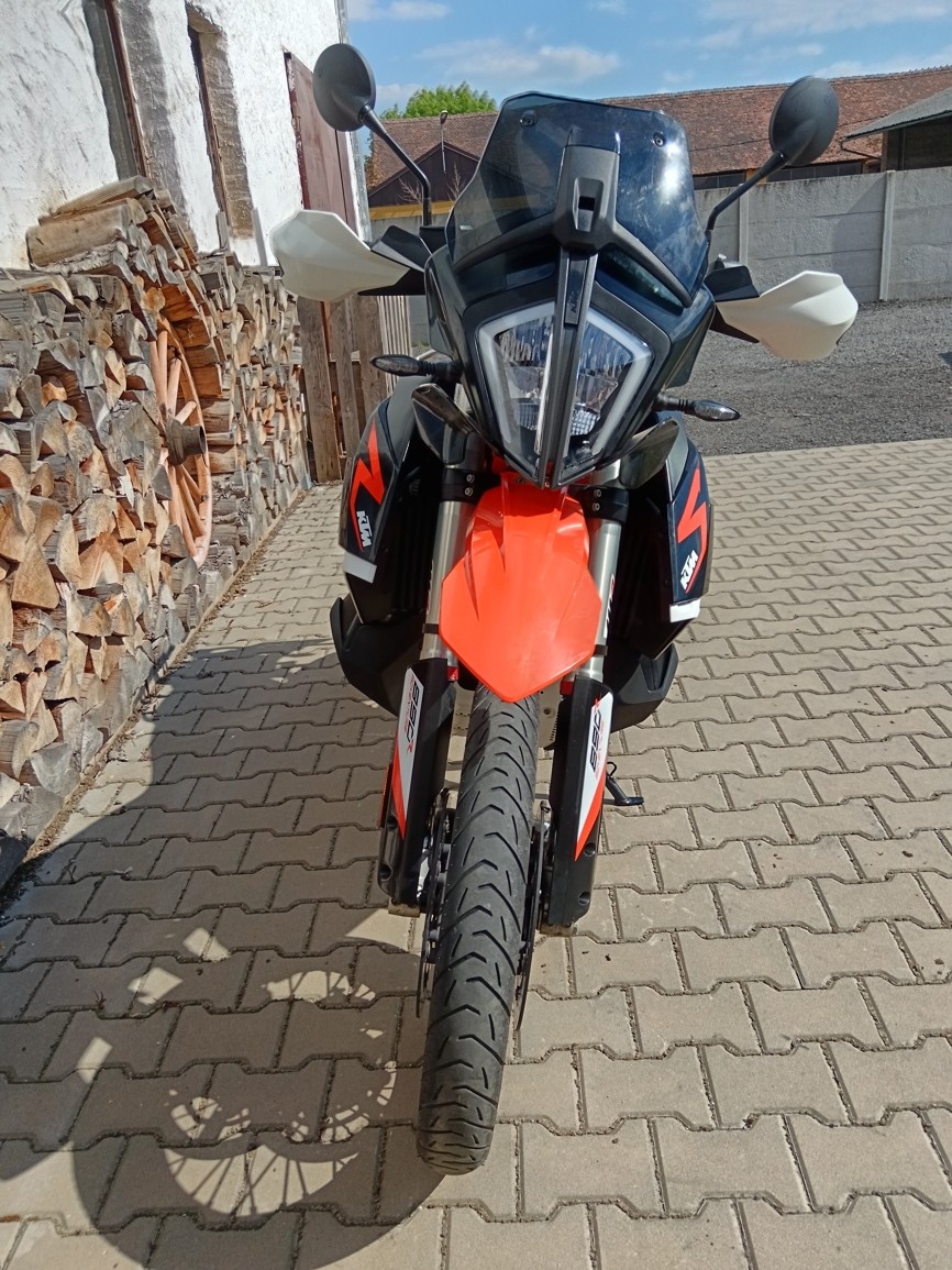 KTM 890 Adventure R - 14