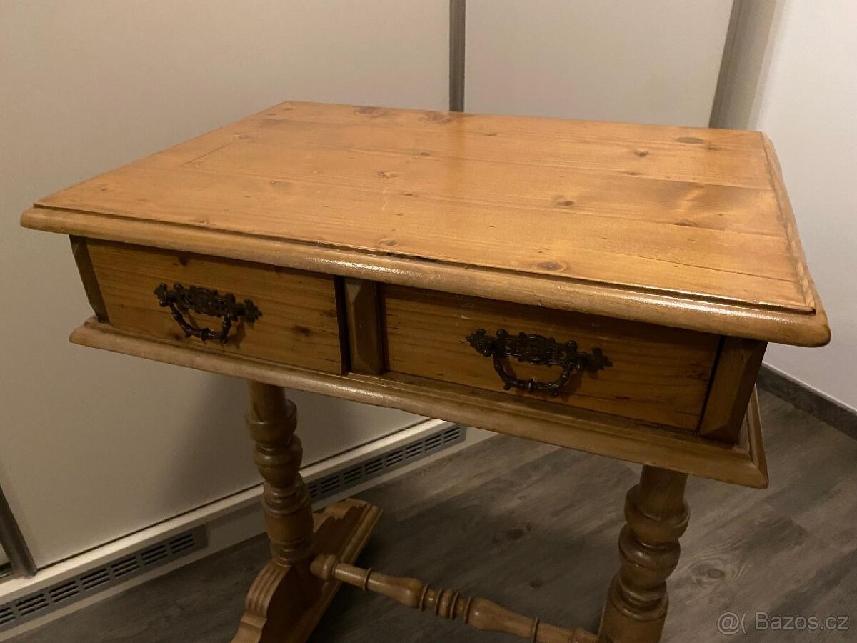 Starožitný stolek - 14