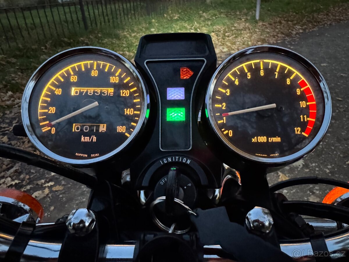 Suzuki GN 250 / 1995 / 7.837 km / - 14