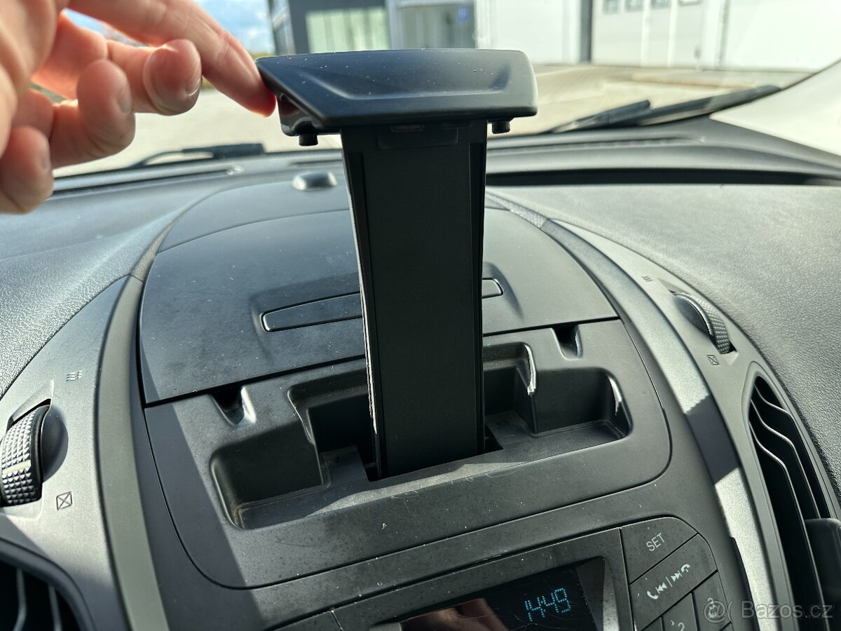 Ford Transit Courier 1.0i 74kw, ČR, po 1.maj, nová STK - 14