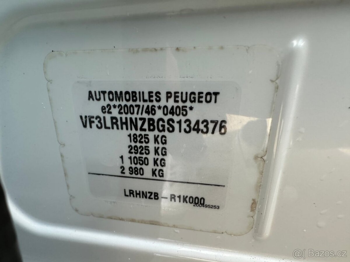 prodáváme Peugeot 308 1.2 Turbo 81kw - 14