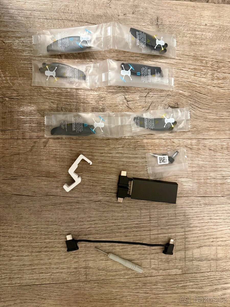 Dron DJI Mini 2 Fly more combo - 14