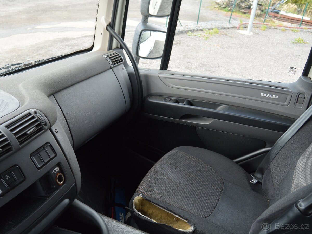 DAF CF 320 FA Euro VI 4x2 skříň - 14