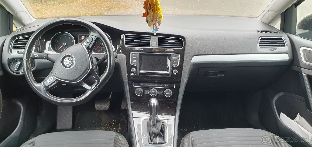Prodám VW Golf 7 TSI - 14