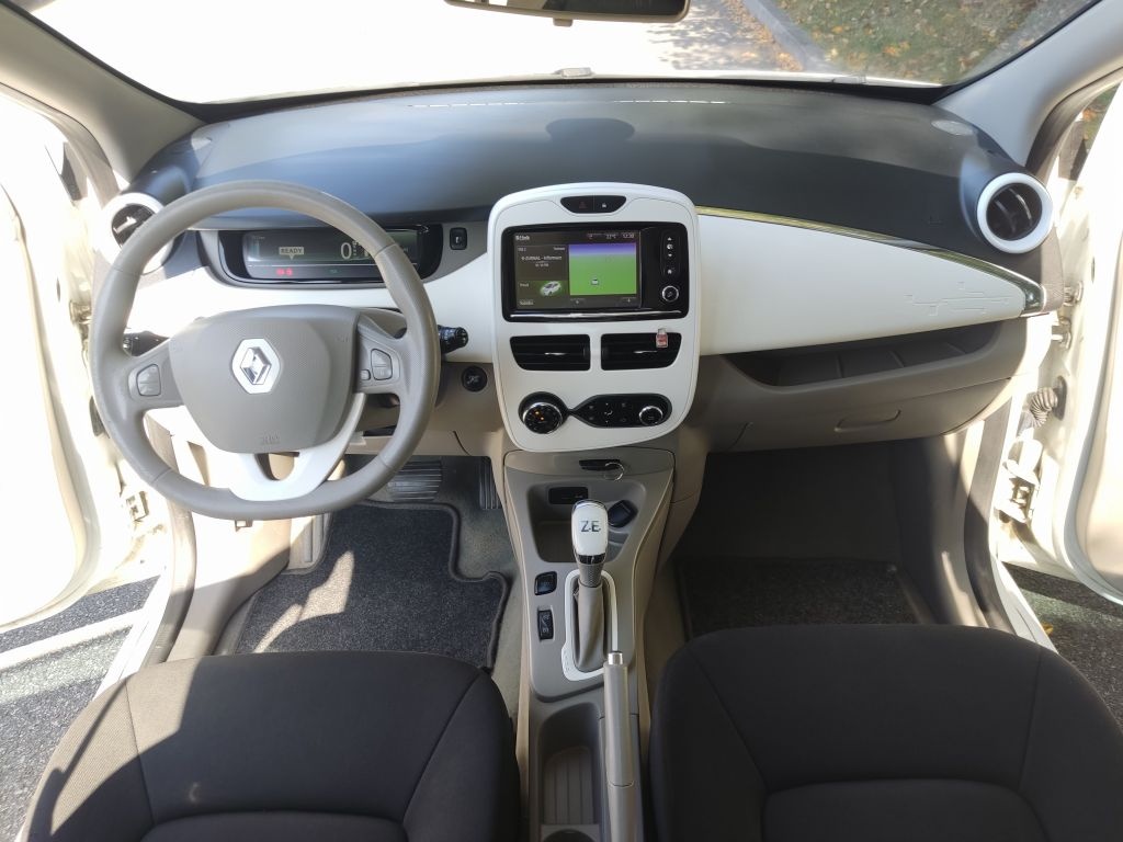 RENAULT ZOE elektromobil - 14