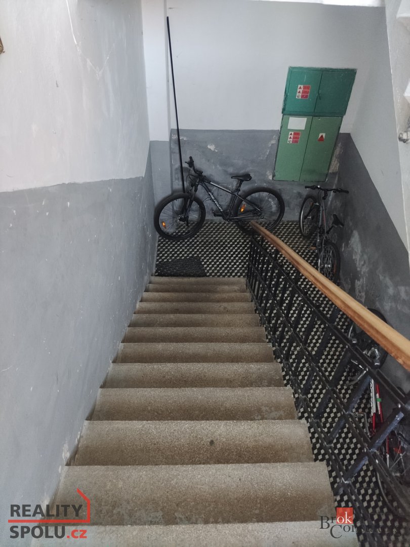 Prodej, komerční/obchodní prostory, 600 m2, Svatoanenská 119 - 14