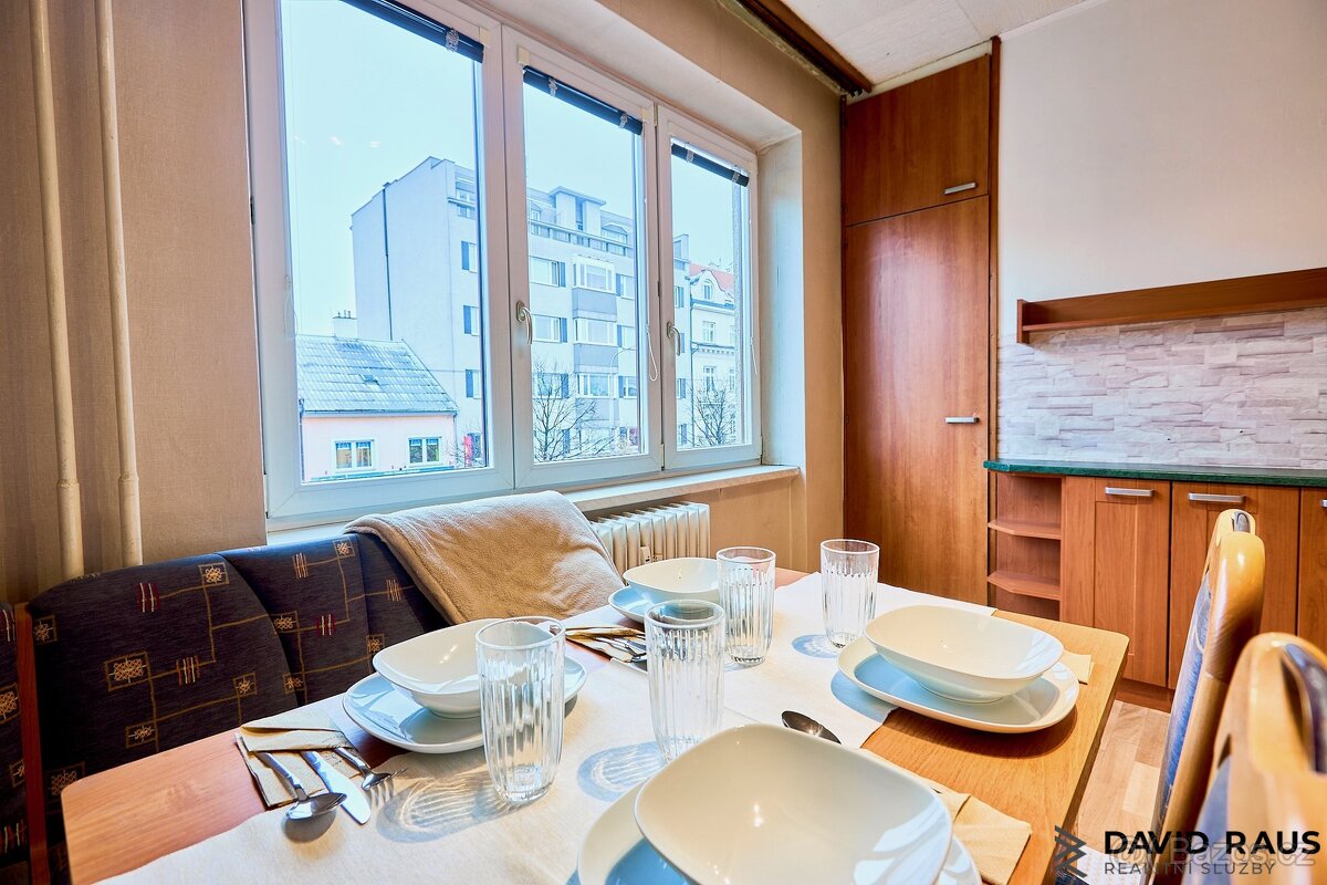 Prodej bytu 2+1 s balkonem (62 m²) - Palackého třída 198/72, - 14