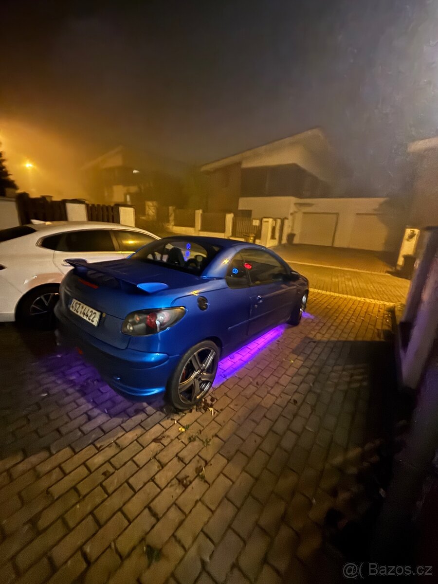 Peugeot 206cc 2.0 100kw kabriolet | 113 000km | RC - 14