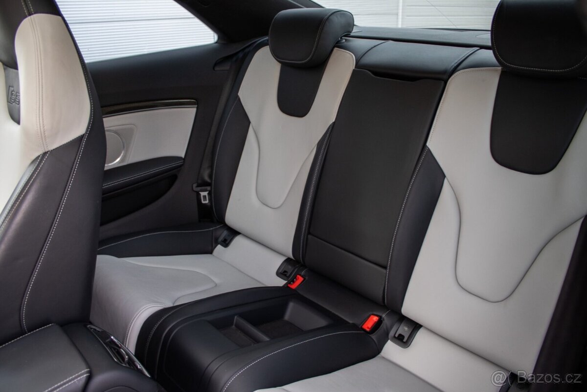 AUDI S5 - 14
