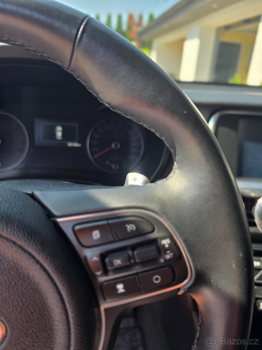 Kia Optima 1.7 crdi - 14