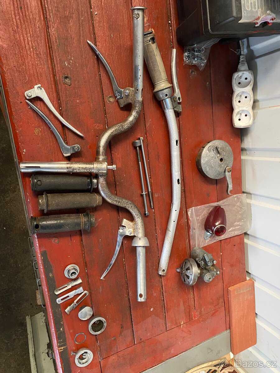 JAWA 550 Prsicka OR Parez 550 /555 - 14