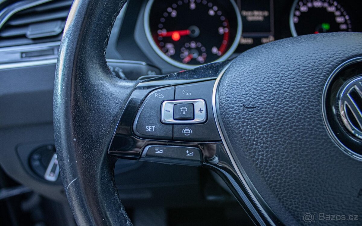 Volkswagen Tiguan 2.0TDI 4x4 110kW SCR BMT DSG automat - 14