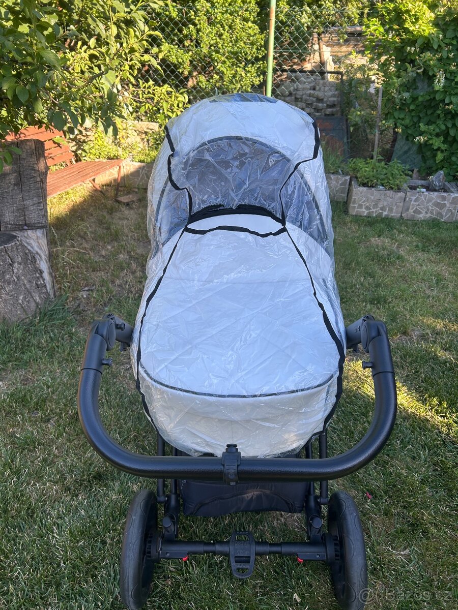 Kočárek + autosedačka s isofix základnou - 14