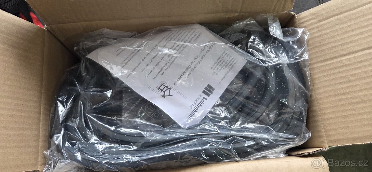 Bezpečnostní a protipožární dveře - 14