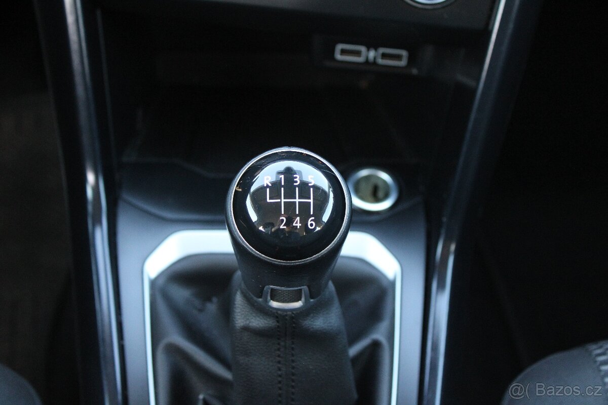 VW T-Roc 1.6 TDi 85kW 2x kola, serviska - 14