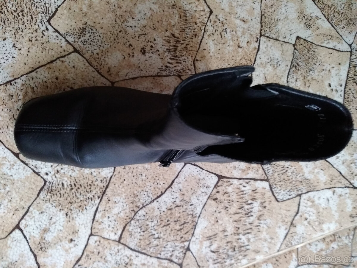 Dámské zimní boty kožené zachovalé s kožiškem - 14