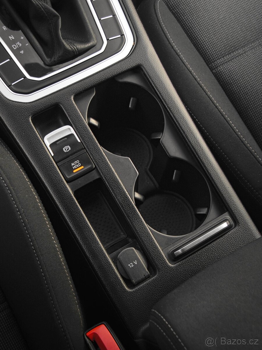 Volkswagen Passat, 2,0/110kW DSG Tažné Adapt.temp - 14