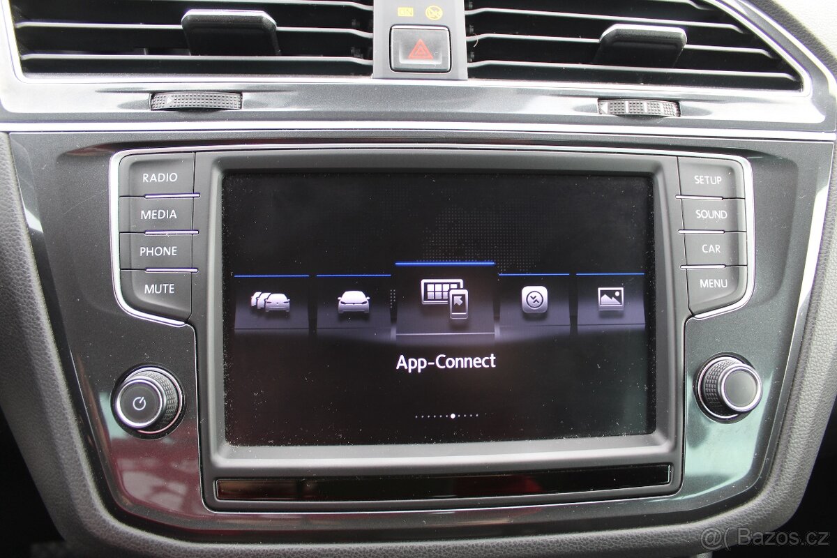 VW Tiguan Highline 2.0 Tdi 110Kw DSG 153000km webasto Led - 14