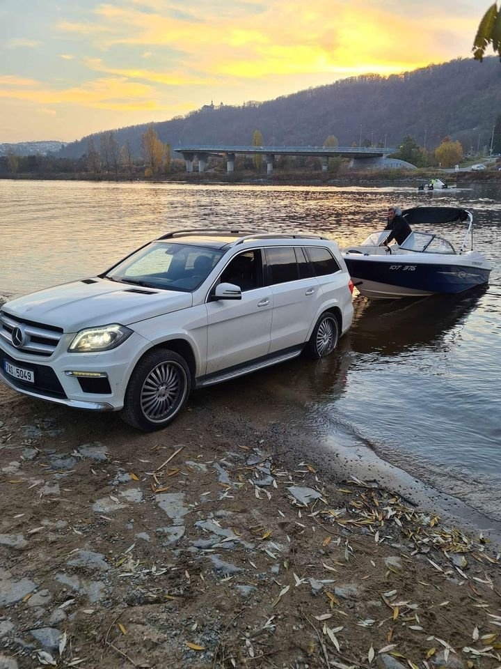 MB-Mercedes R, Ml ,Gl - 14