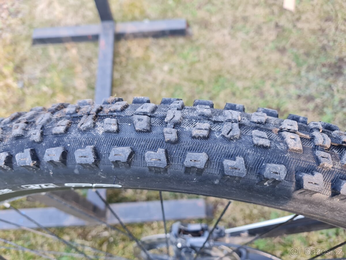 Celoodpružené kolo CUBE - 14