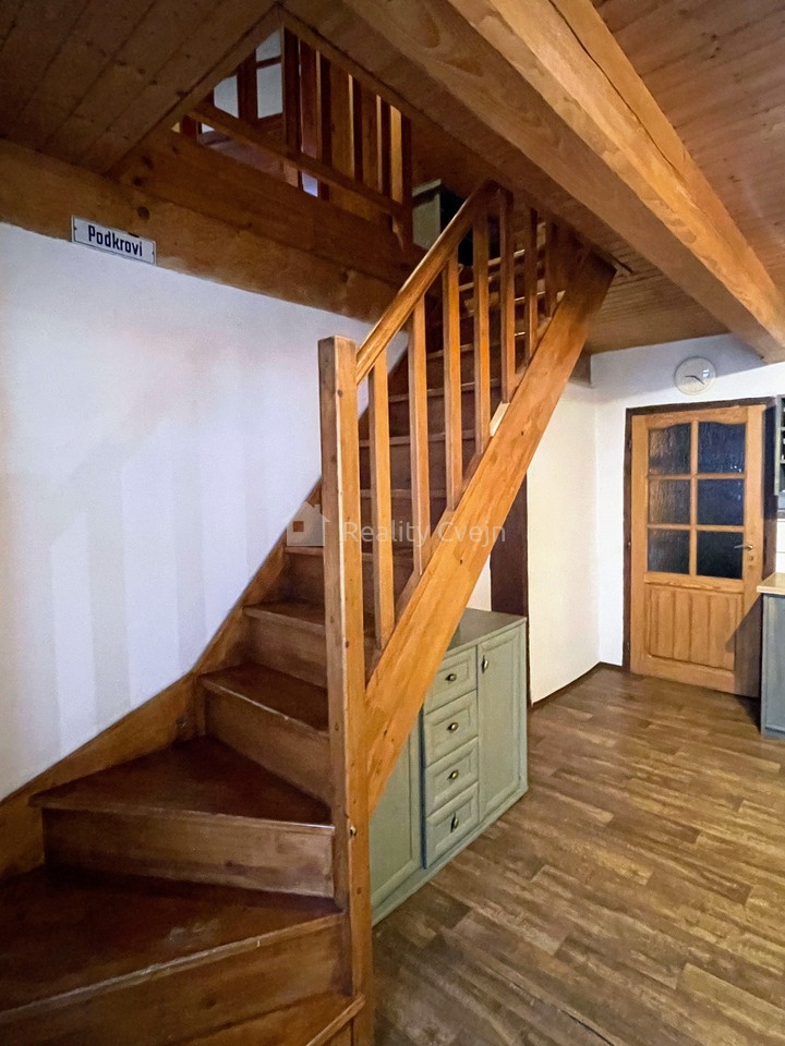 Prodej dřevěnice na slunném okraji obce Halenkov - 14