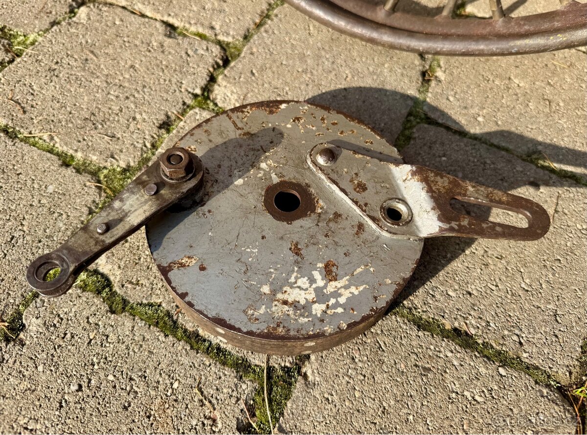 Jawa 175 250 speciál - zadní kolo - 14