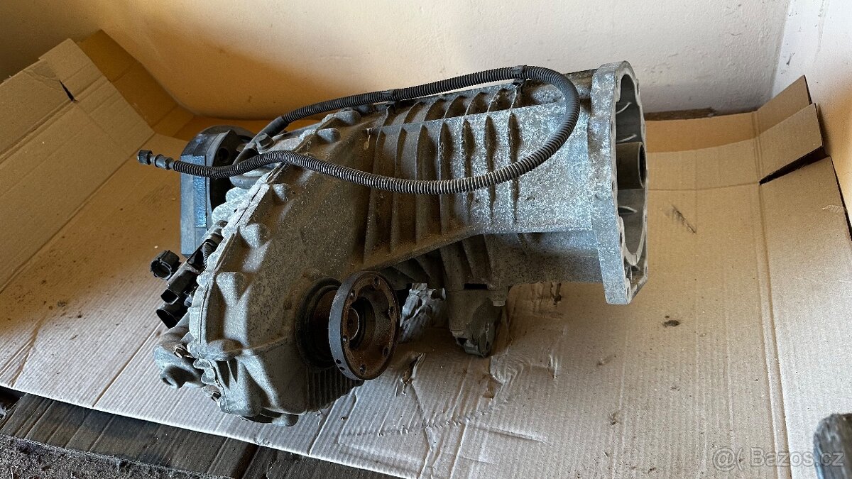 VW TOUAREG 7L - ROZVODOVKA 0AD341011 - 14