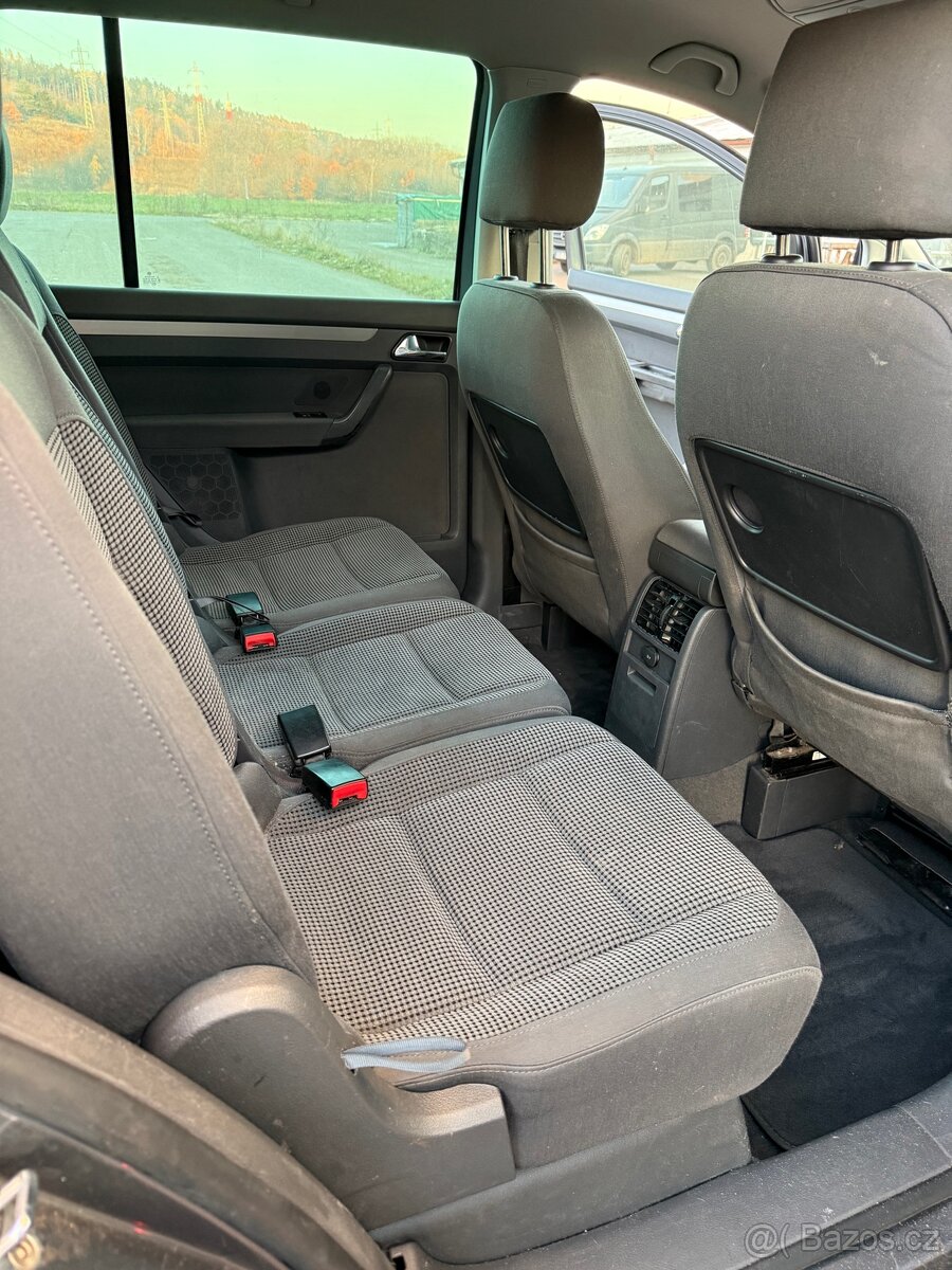 Volkswagen touran - 14
