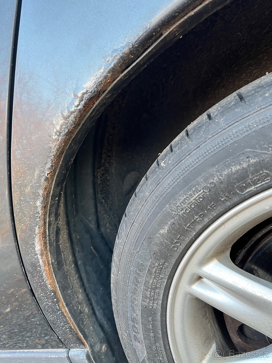 Volvo S60 2.4t - 14