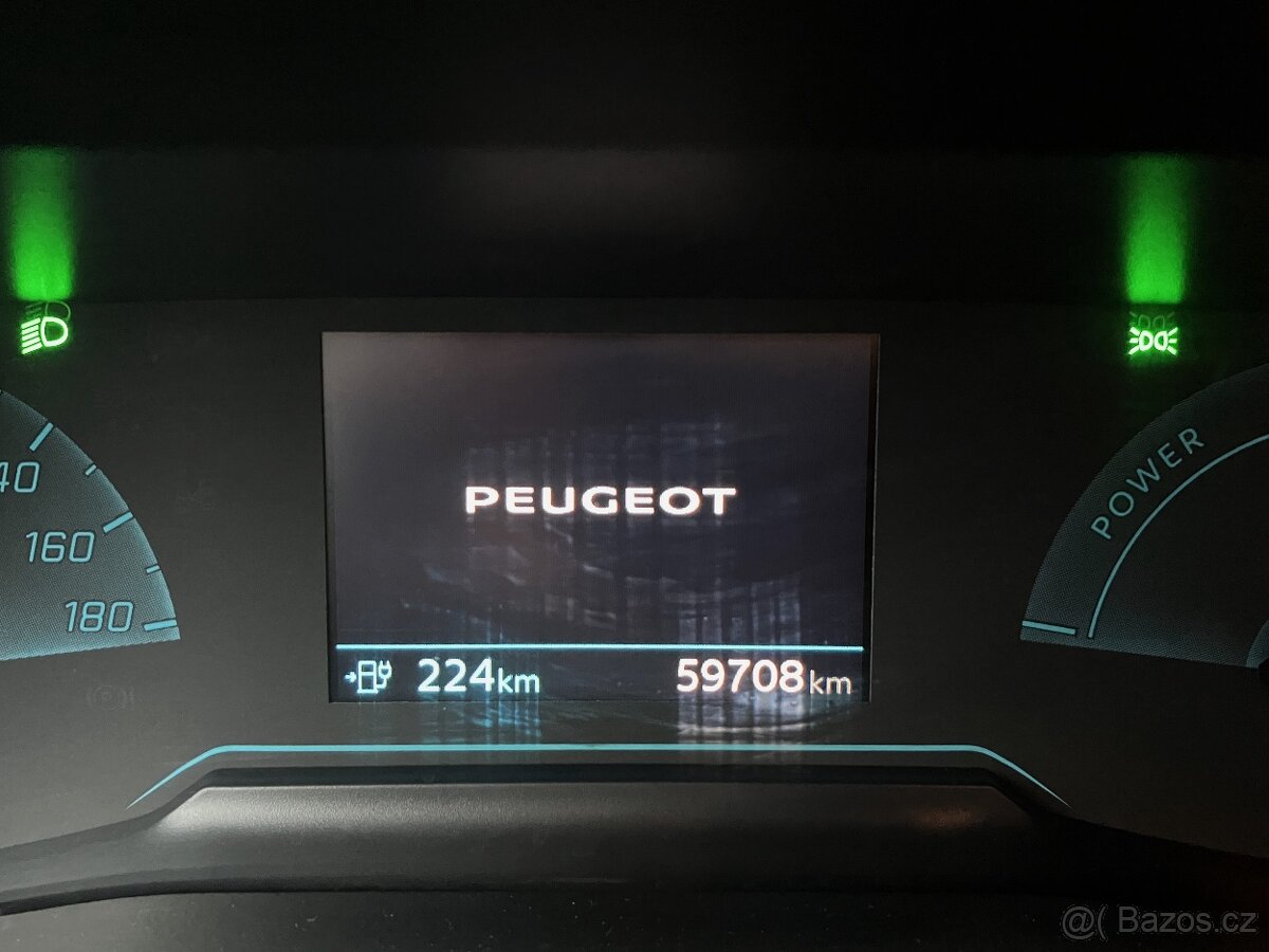 Peugeot 2008 EV Active 50 kWh elektro, SoH 92,4% - 14