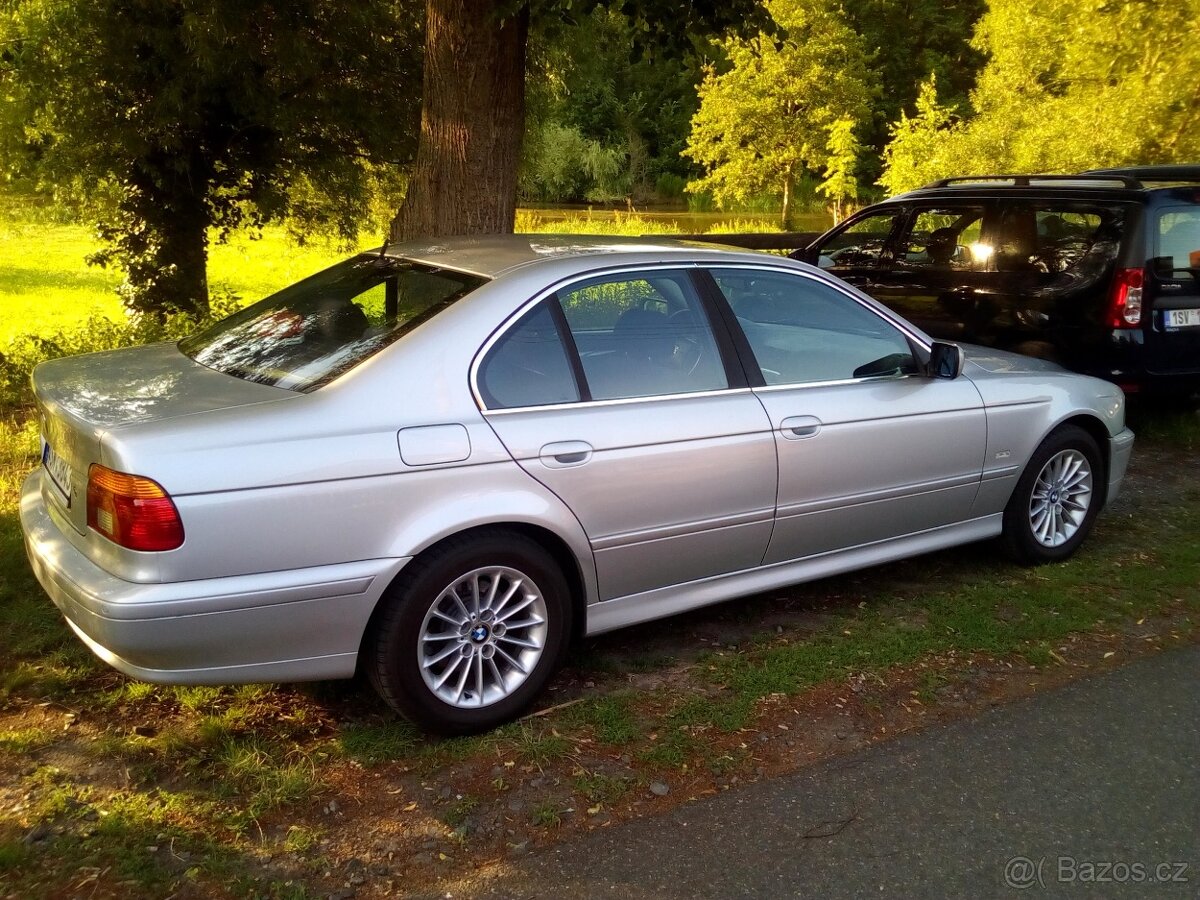 BMW E39 525i automat - 14