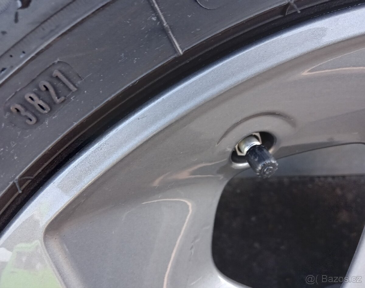 alu kola SUZUKI (rezervace JINDŘ.HR.) - 14