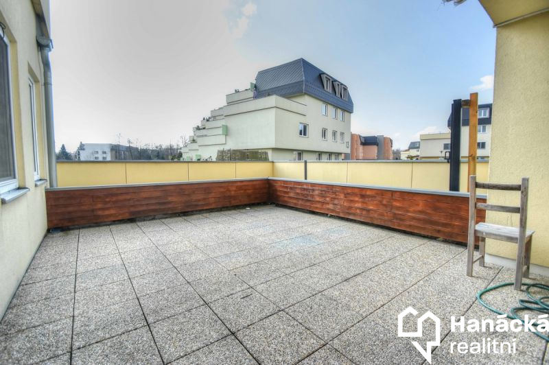 Pronájem terasového bytu 3+kk v Olomouci, ul. J.... - 14